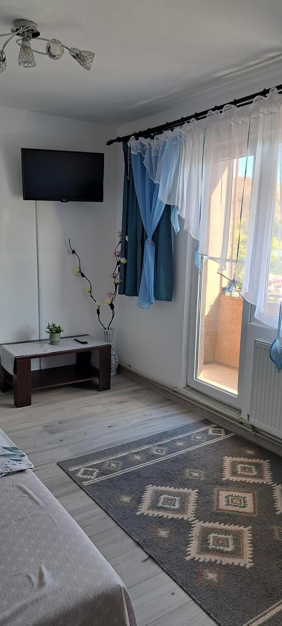 Apartament Edy Apartment Orşova Екстериор снимка