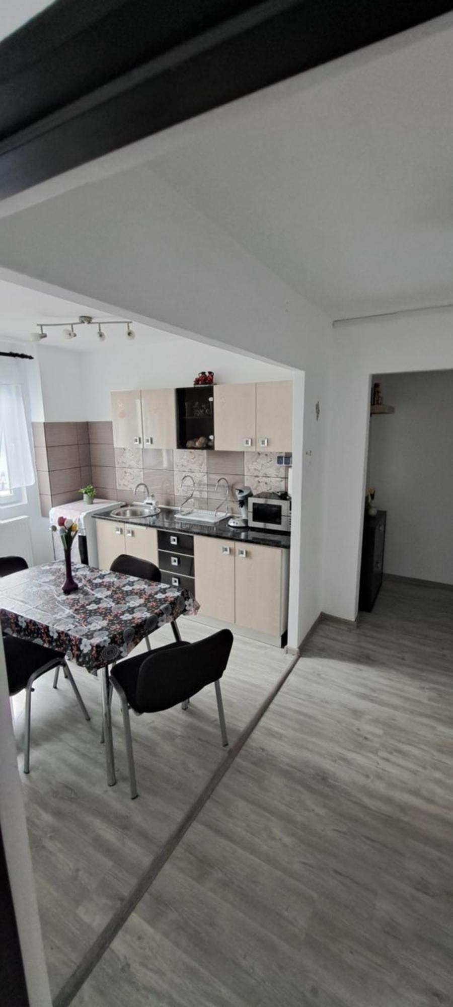 Apartament Edy Apartment Orşova Екстериор снимка